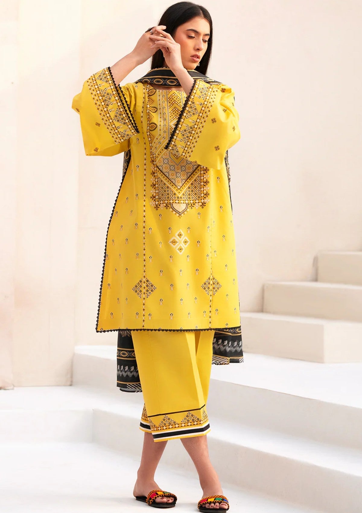 Lawn - Bin Ilyas - Aaina - BIA25# 86 - B