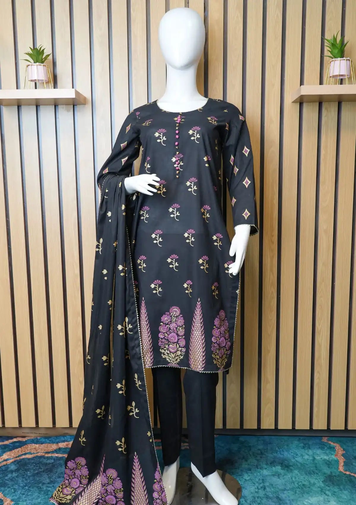 Winter Collection - Madiha Jahangir - Gulmira - Cambric - 2 pcs - D#04 - Official Madiha Jahangir - Agha Fabrics UK