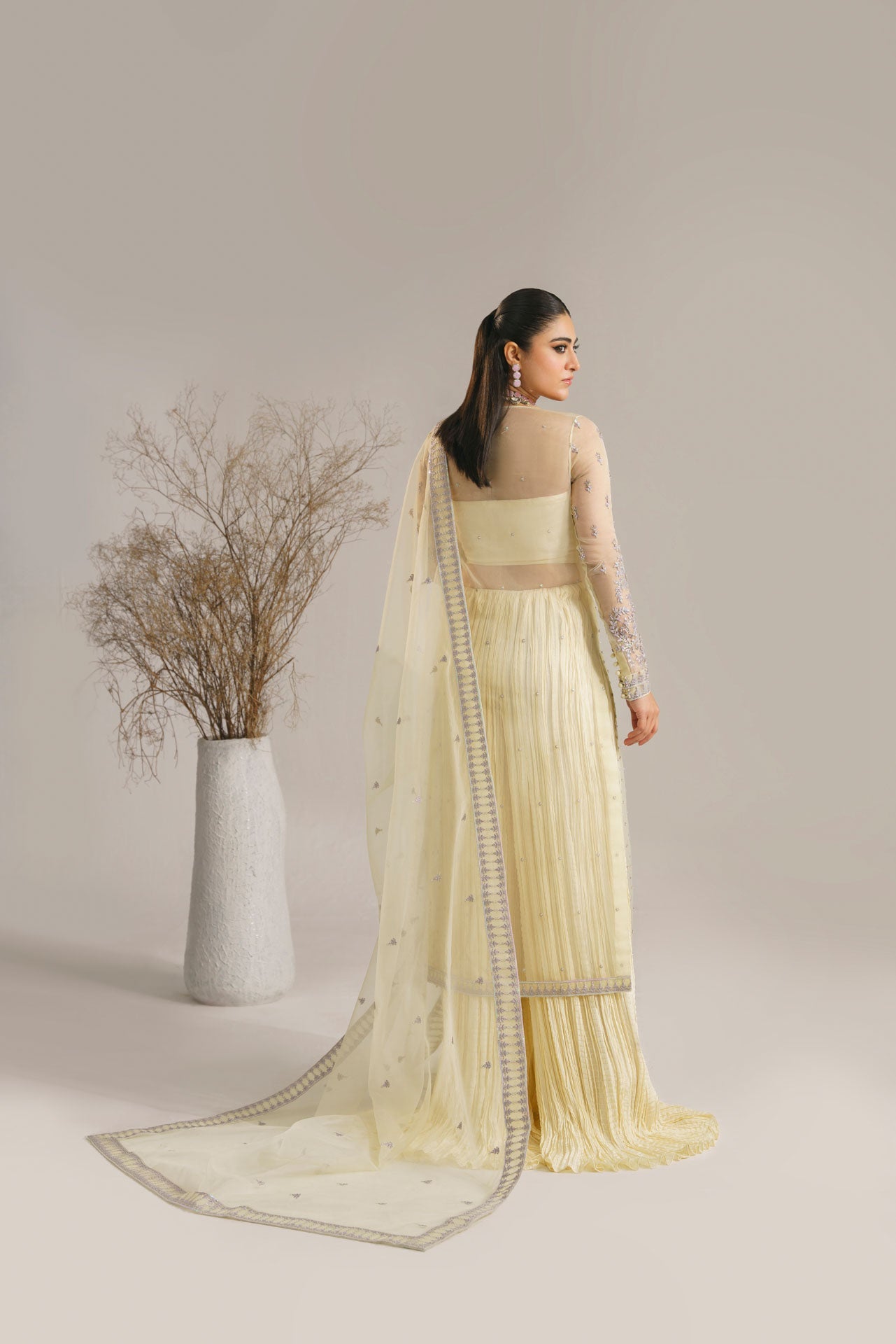 Akbar Aslam | Formals | Gulbadan