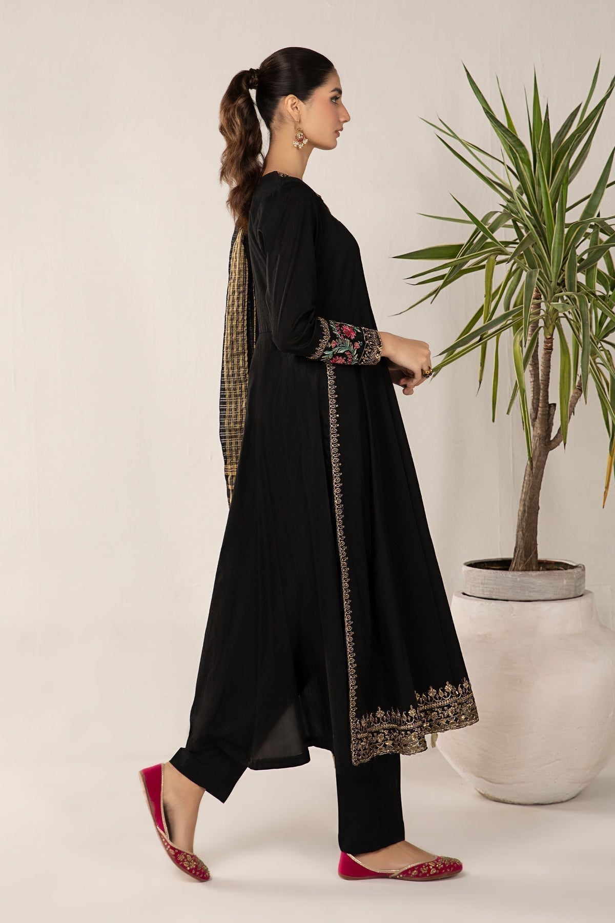 Maria B | Casual Pret 2024 | DW-EF24-115 -  Maria B Casuals -  Agha Fabrics