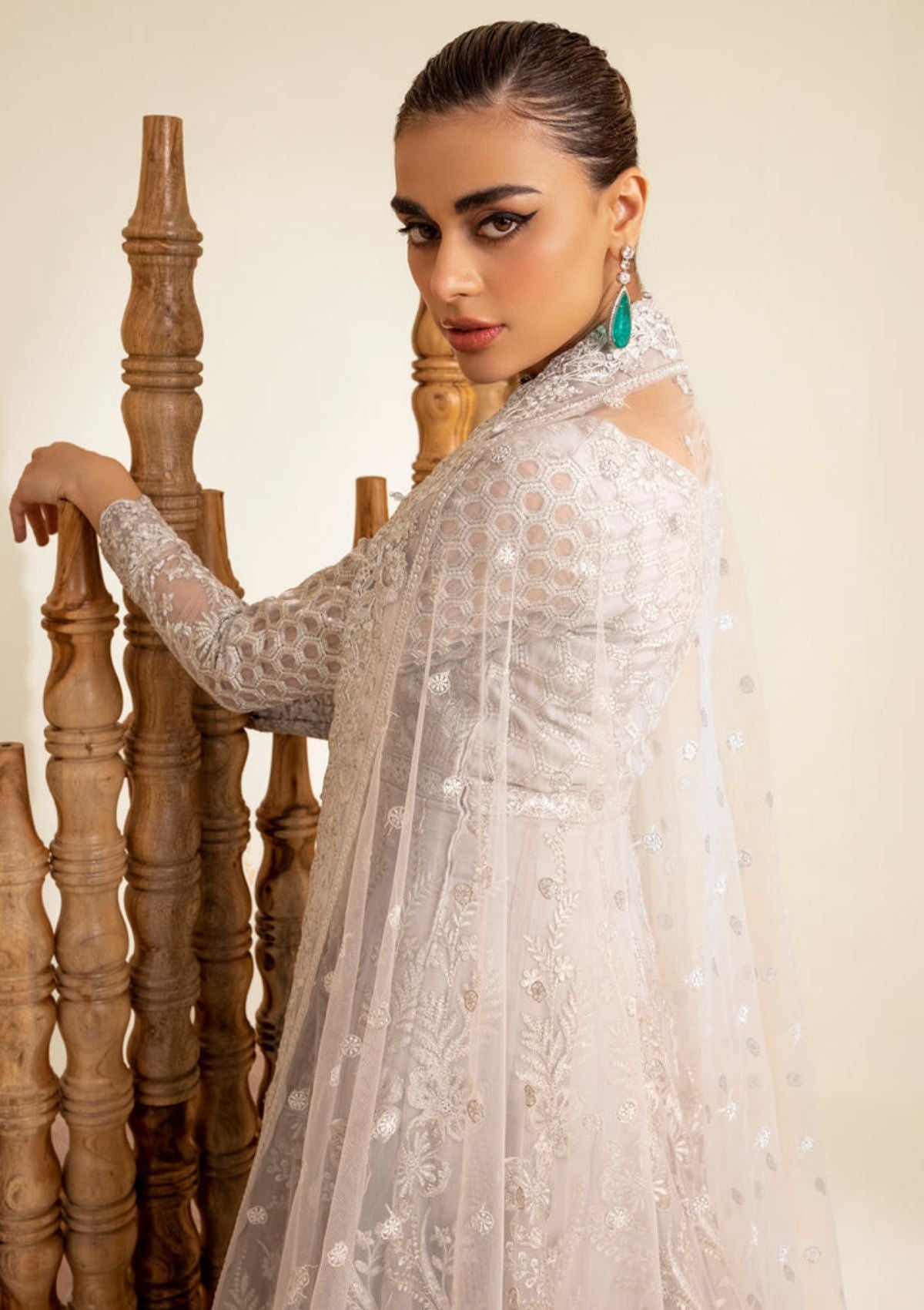 Formal Collection - Maryum N Maria - The Brides - Silver Thorn (MS23-535)