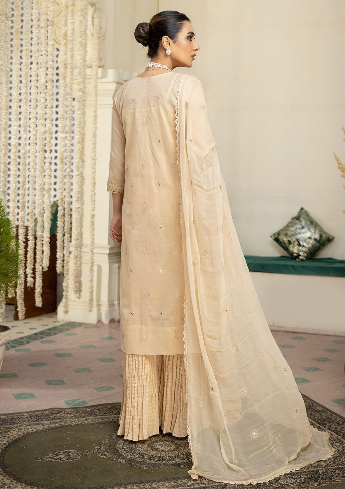 Lawn Collection - Mahnur - Mehr e Mah - MM#11 - Official Mahnur - Agha Fabrics UK