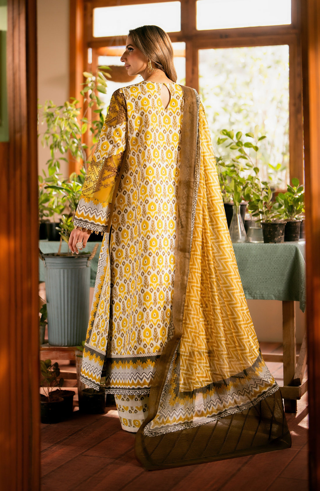 Maryum N Maria | Luxury Lawn 24 | Layla -  Maryum N Maria Luxury -  Agha Fabrics