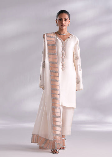 Mehak Yaqoob | Enchante The Luxe Edit | Opal