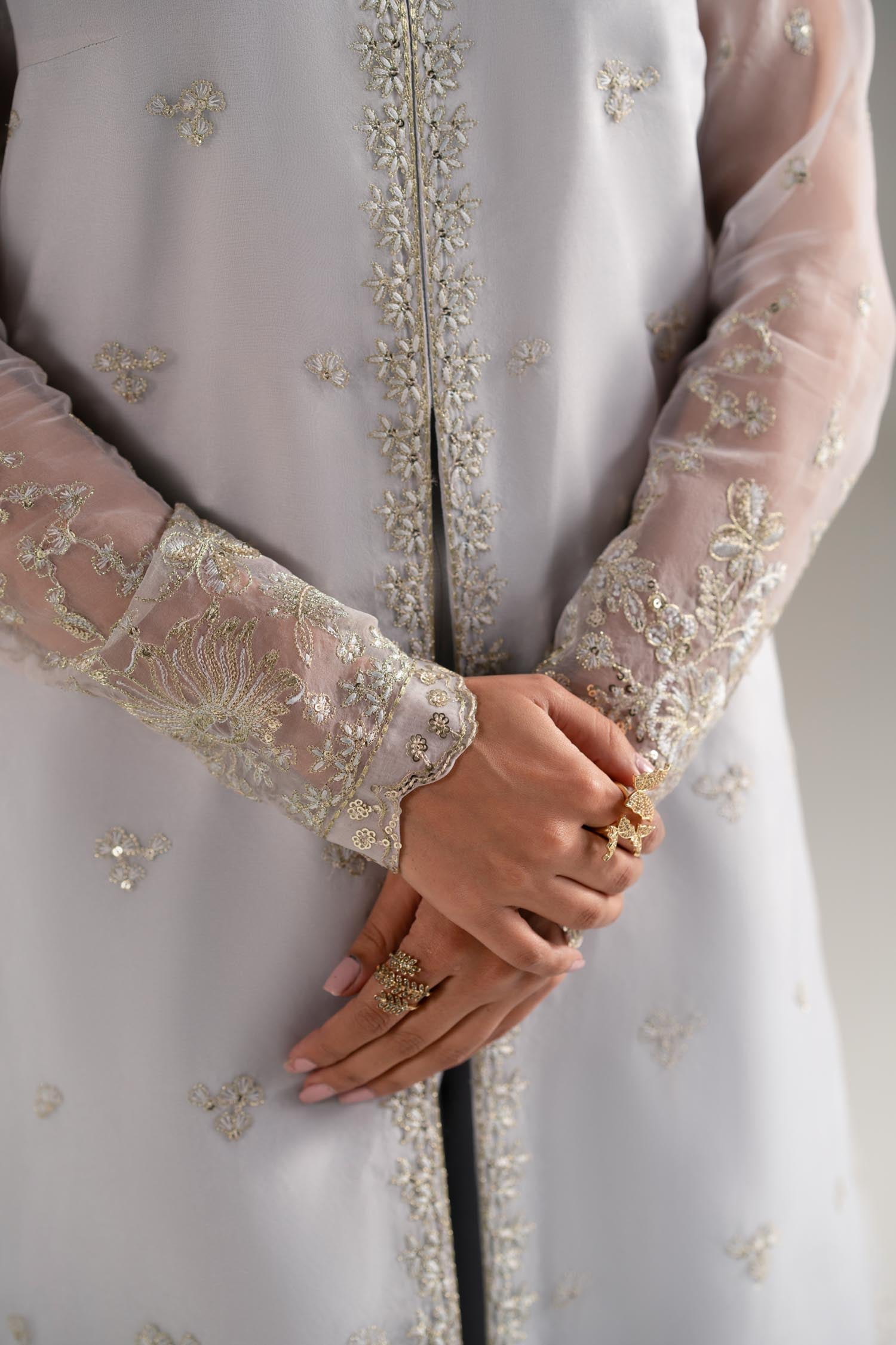 Akbar Aslam | Formal Pret | Roshini
