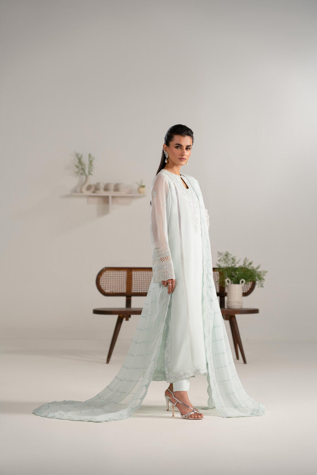 Akbar Aslam | Formal Pret | Parizah