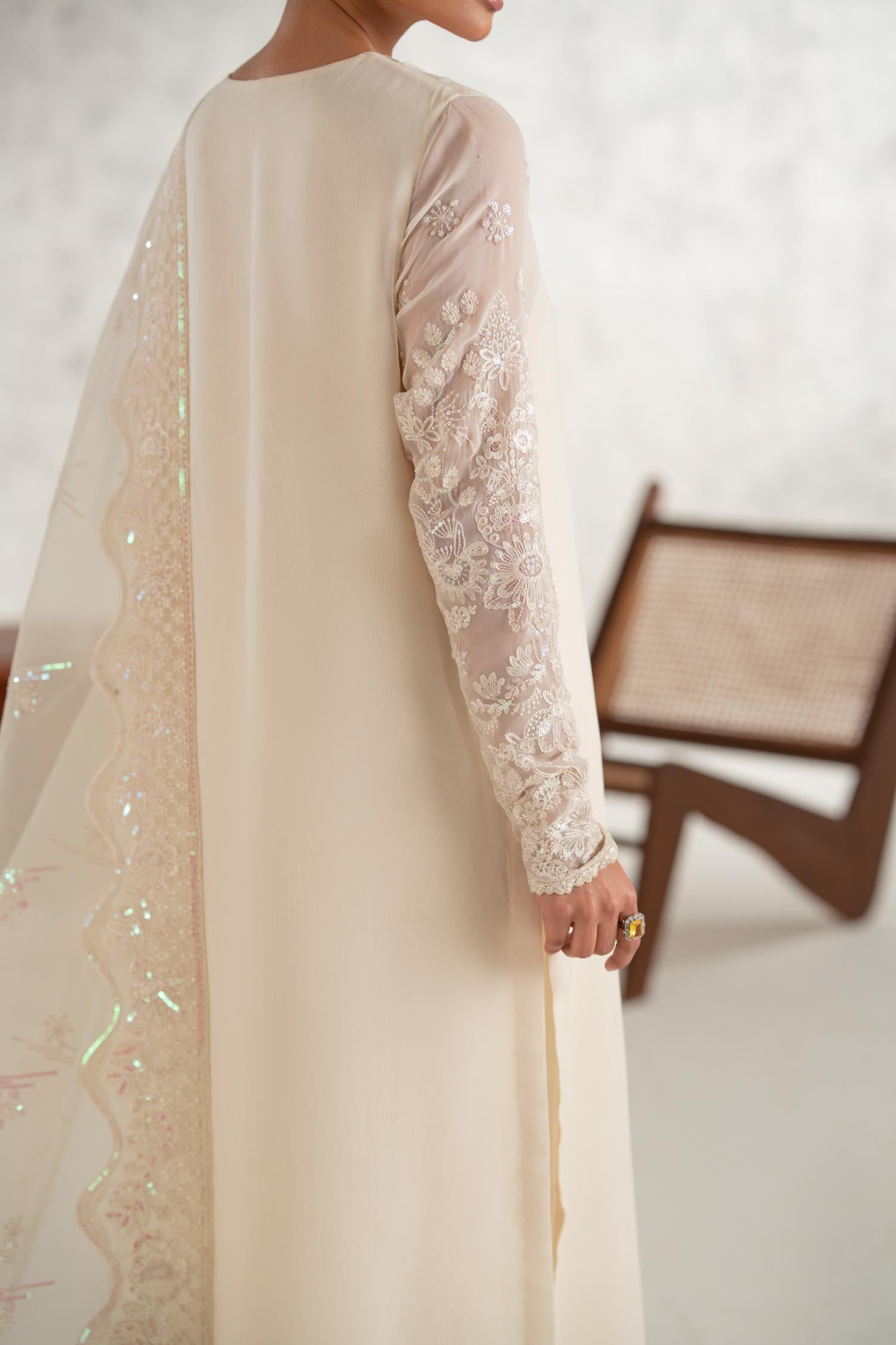 Akbar Aslam | Formal Pret | Zeba