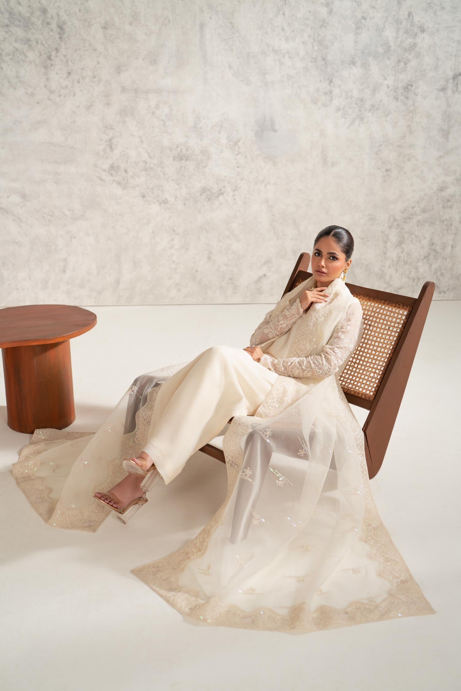 Akbar Aslam | Formal Pret | Zeba