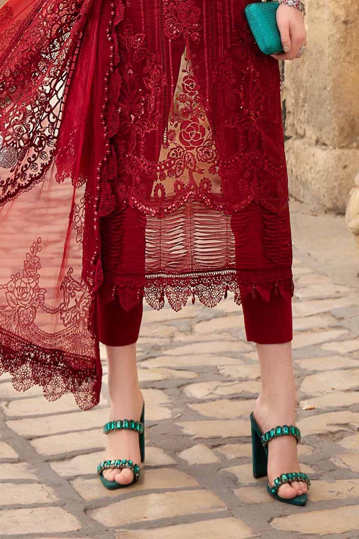 Maria B | Voyage a' Luxe Lawn | D-2401-B -  Maria B Luxury -  Agha Fabrics