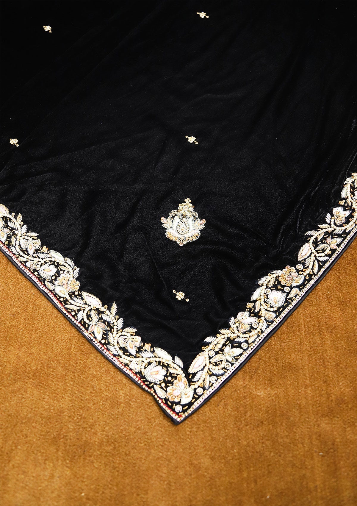 Winter Collection - Kashmiri Tanka - Velvet Shawl With Tilla Border - Work 4