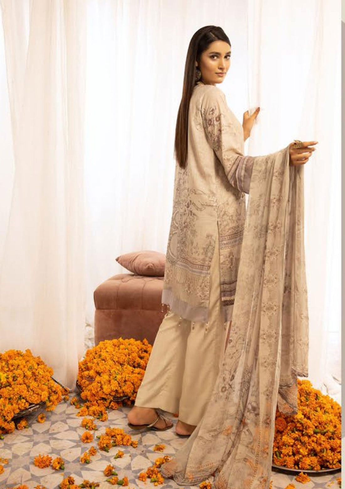 Winter Collection - Mahee's - Chikankari - Karandi - D#8
