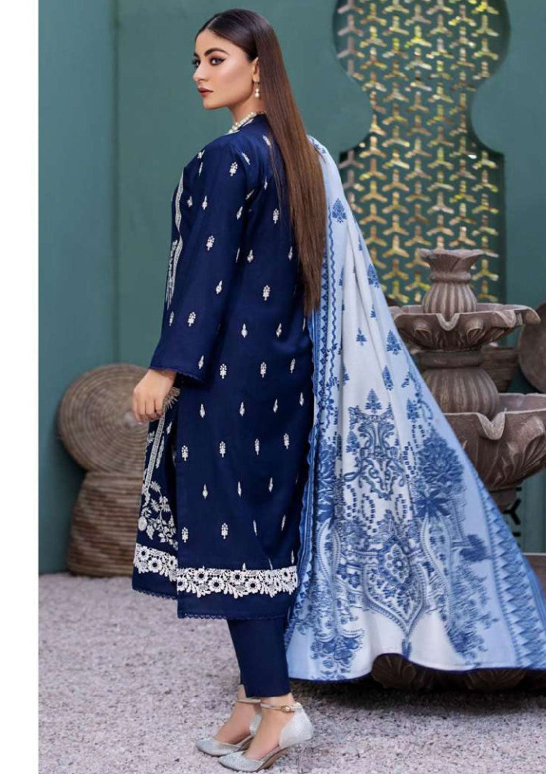 Winter Collection - Noor Jahan - Crimson - D#03