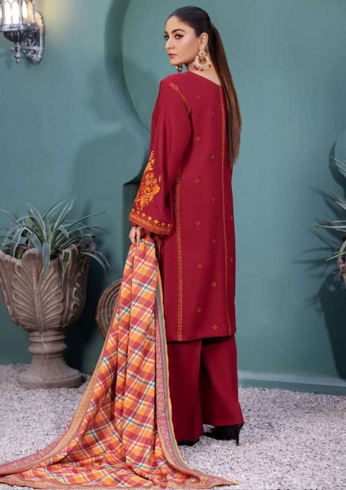 Winter Collection - Noor Jahan - Crimson - D#10