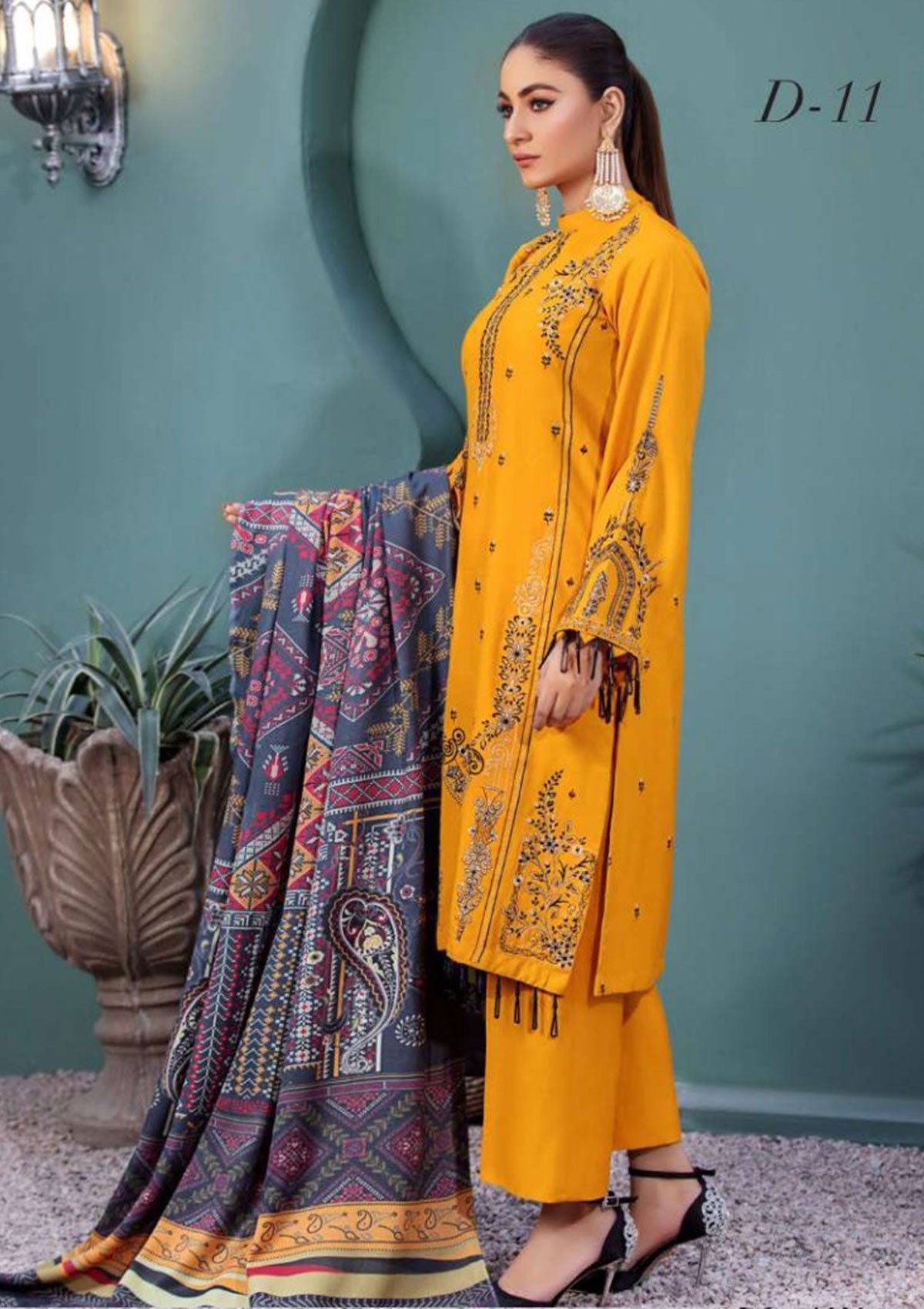 Winter Collection - Noor Jahan - Crimson - D#11