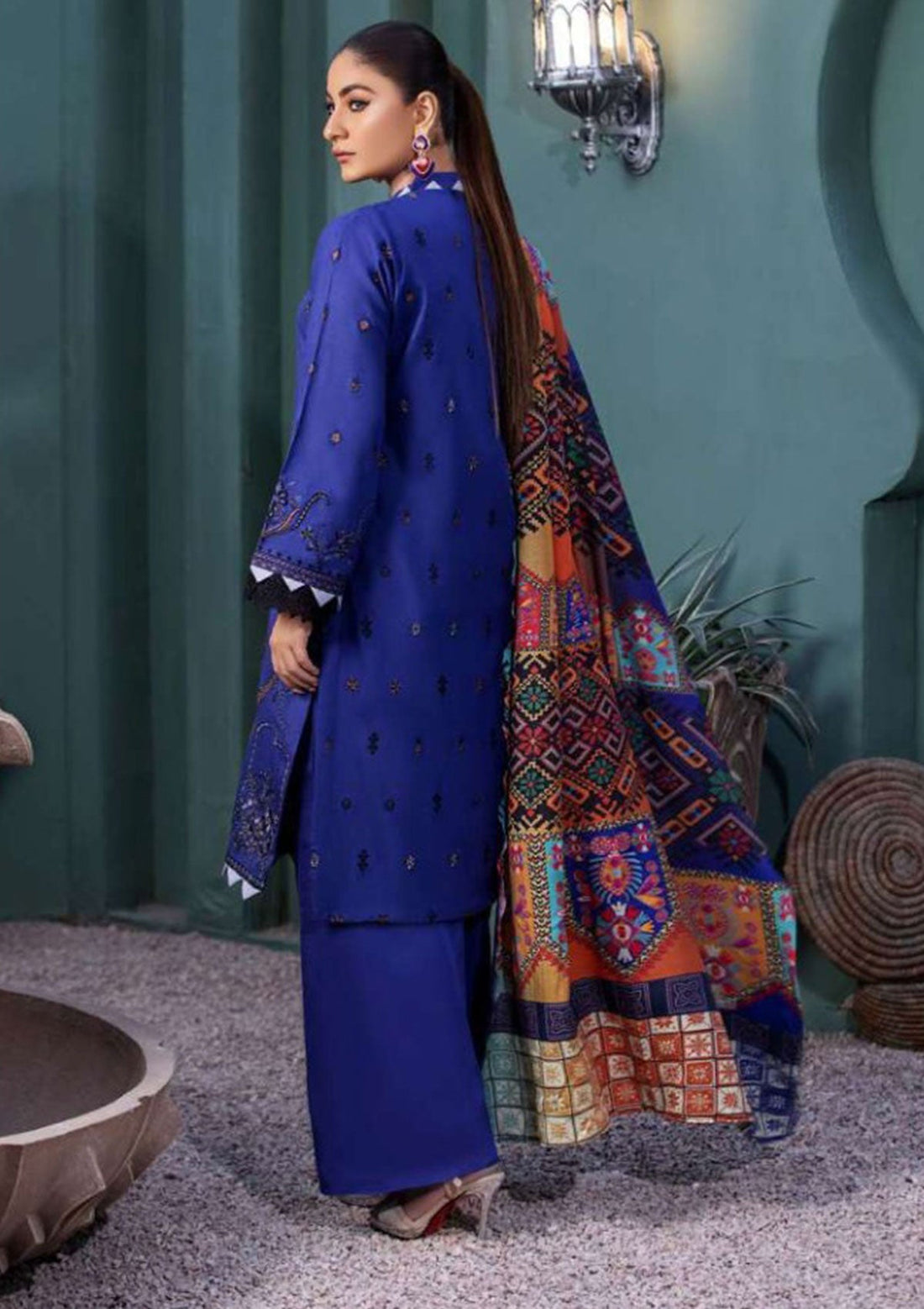 Winter Collection - Noor Jahan - Crimson - D#12