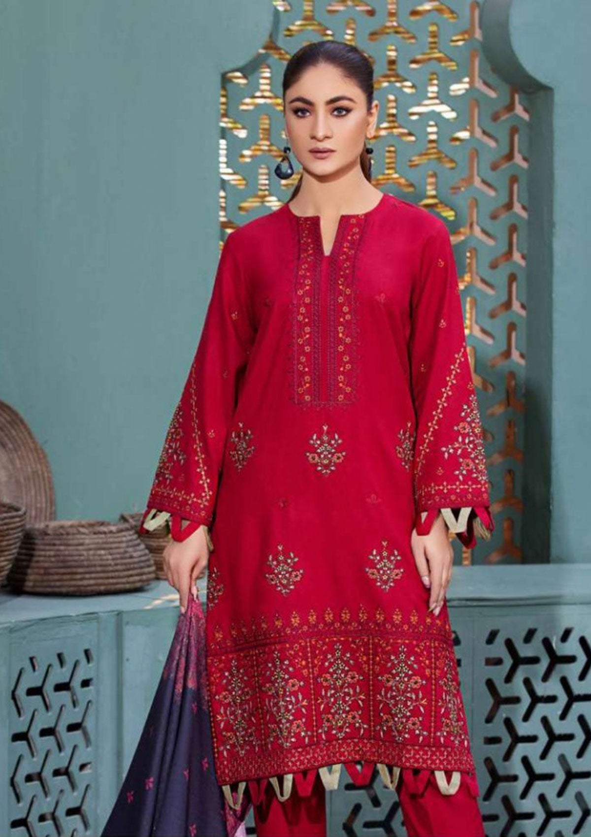 Winter Collection - Noor Jahan - Crimson - D#15