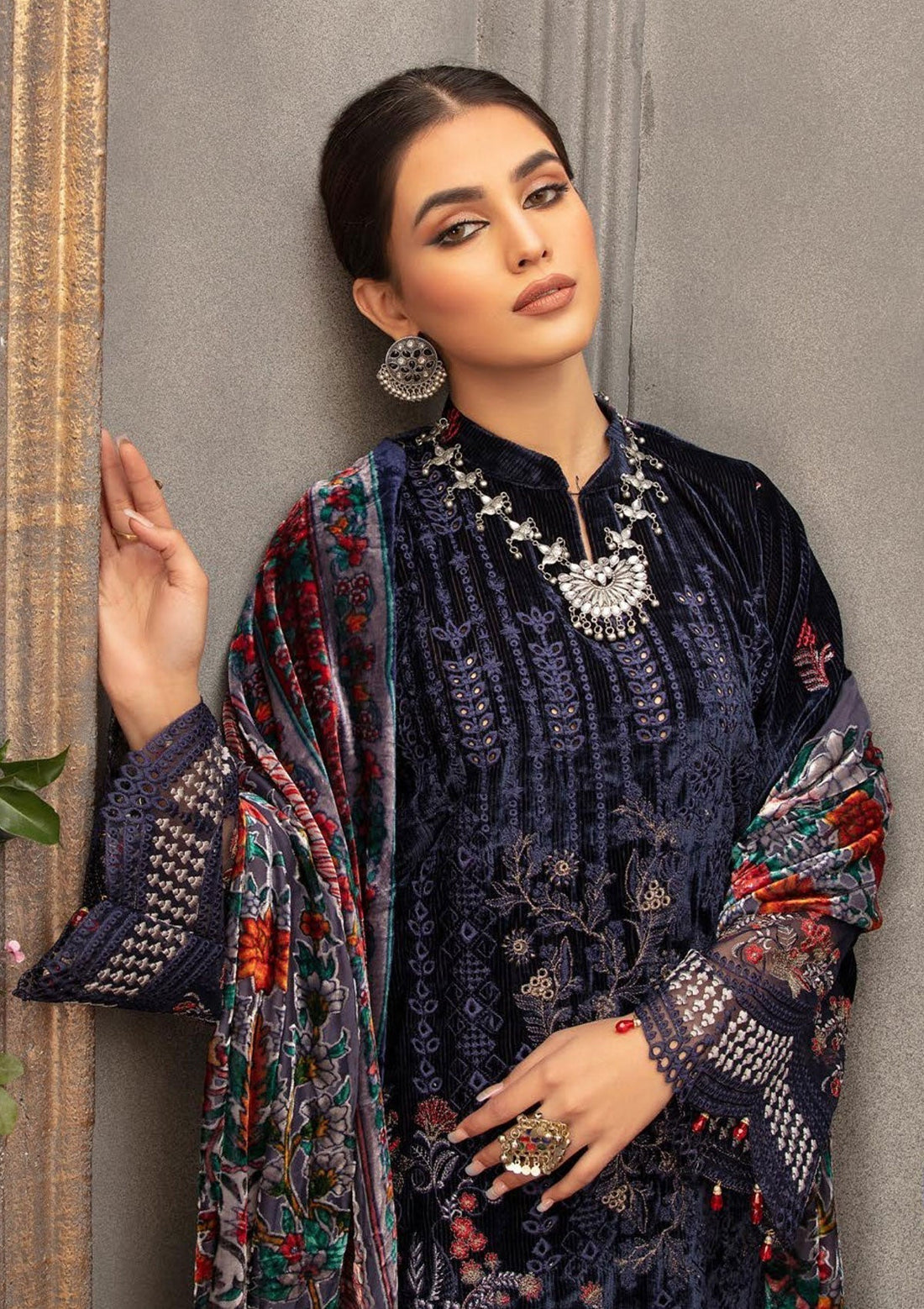 Winter Collection - Shaista - Kotrai Velvet - D#875