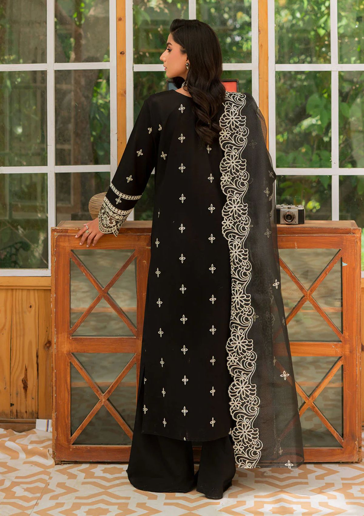 Lawn Collection - Mahnur -  Bella Lawn 24 - MB#10