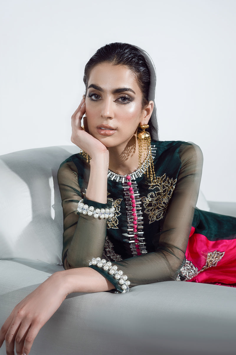 Huate Form | Luxury Pret | Earliglow - Official Haute Form - Agha Fabrics UK