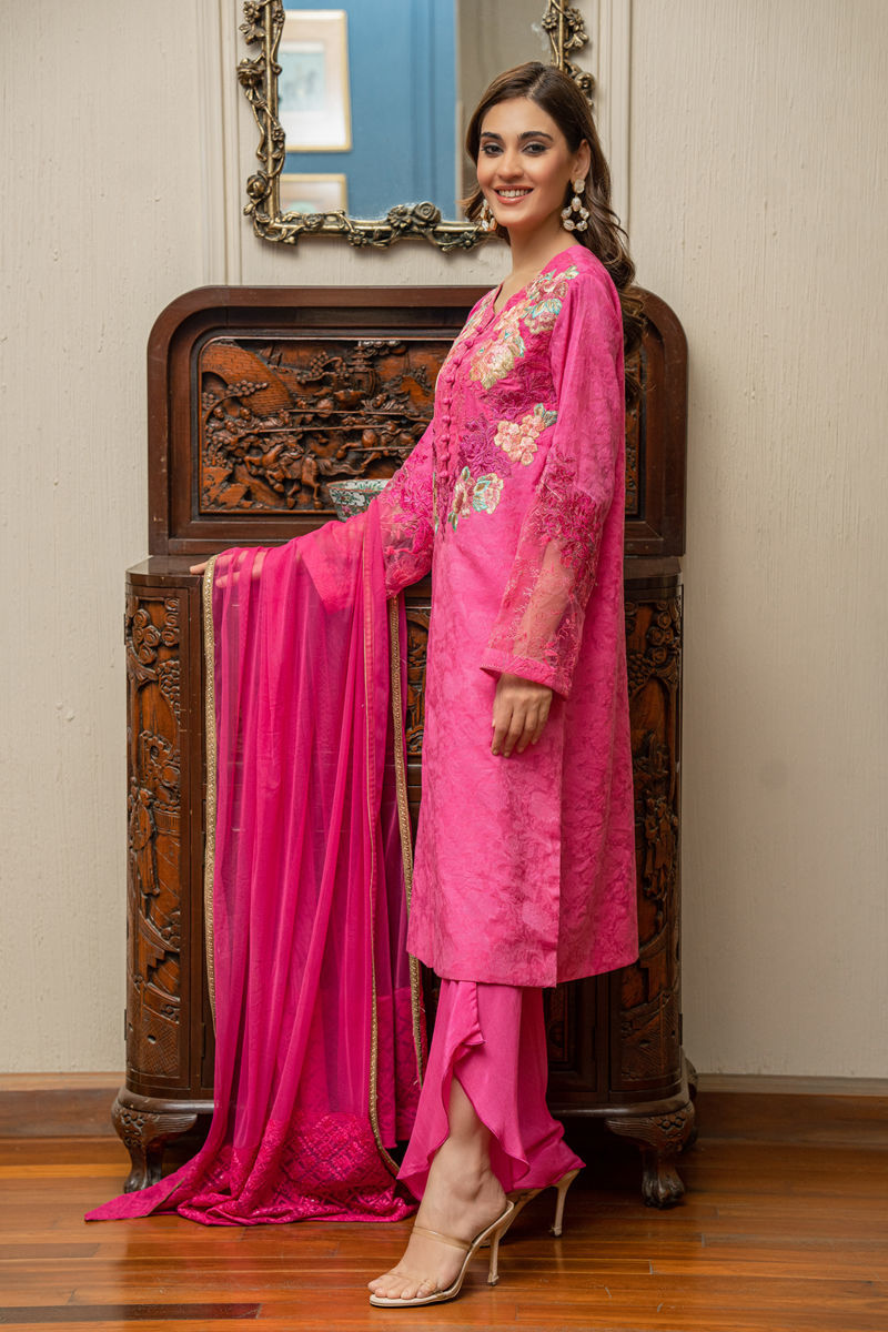 Shamaeel Ansari | Essentials 25 | TL-03