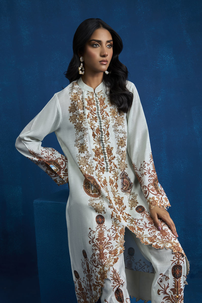 Shamaeel Ansari | Essentials 25 | ES-04