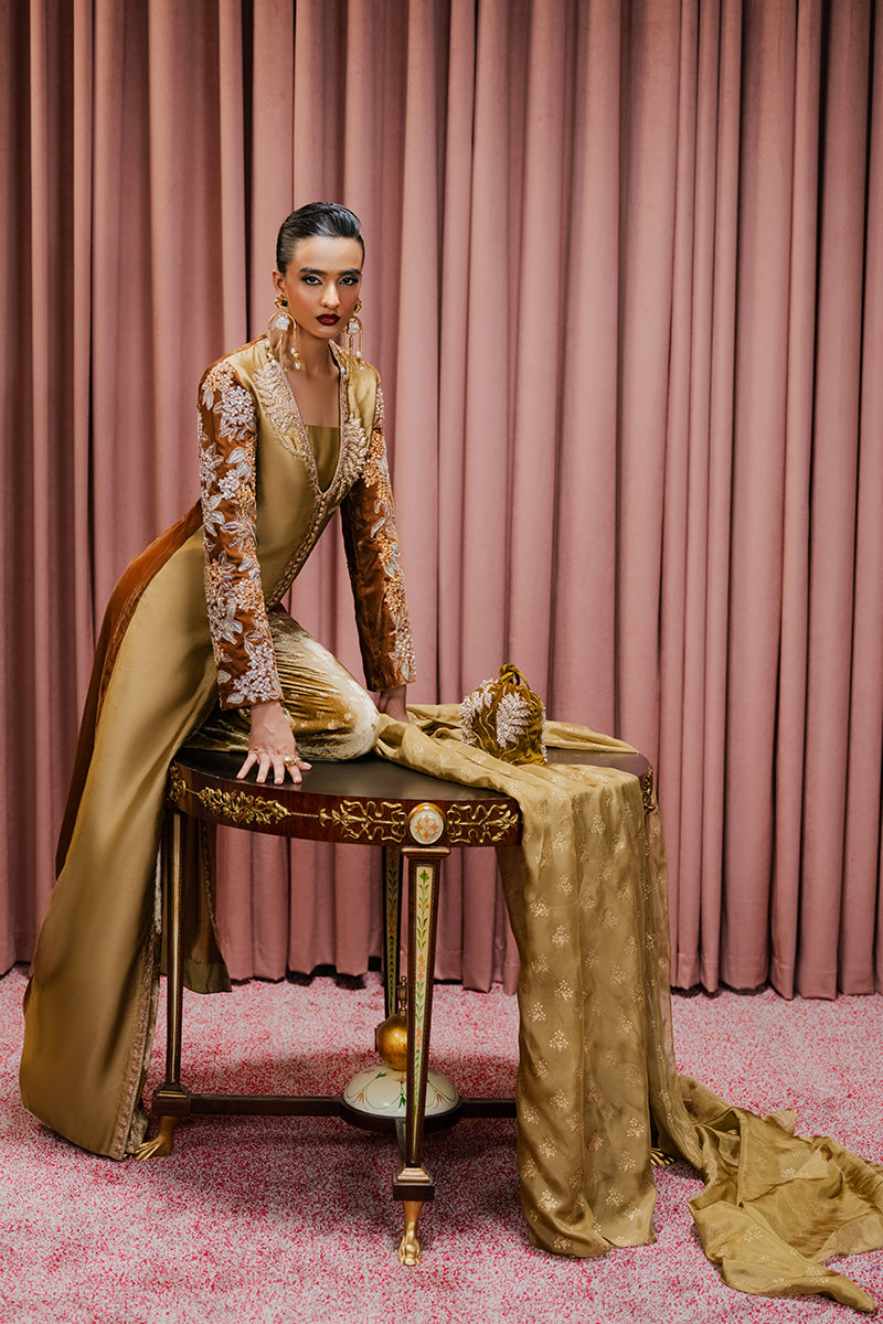 Haute Form | Rose Winter Plush | Heart of Gold - Official Haute Form - Agha Fabrics UK