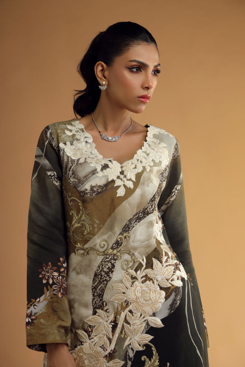 Shamaeel Ansari | Essentials 25 | DC-08