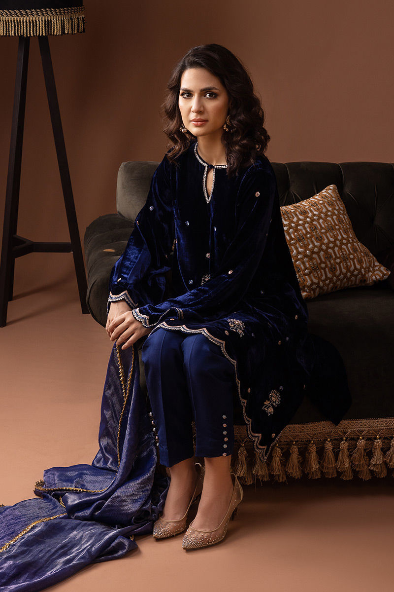 Ansab Jahangir | Bow Velvet Edit | ELEANOR - Official Ansab Jahangir - Agha Fabrics UK