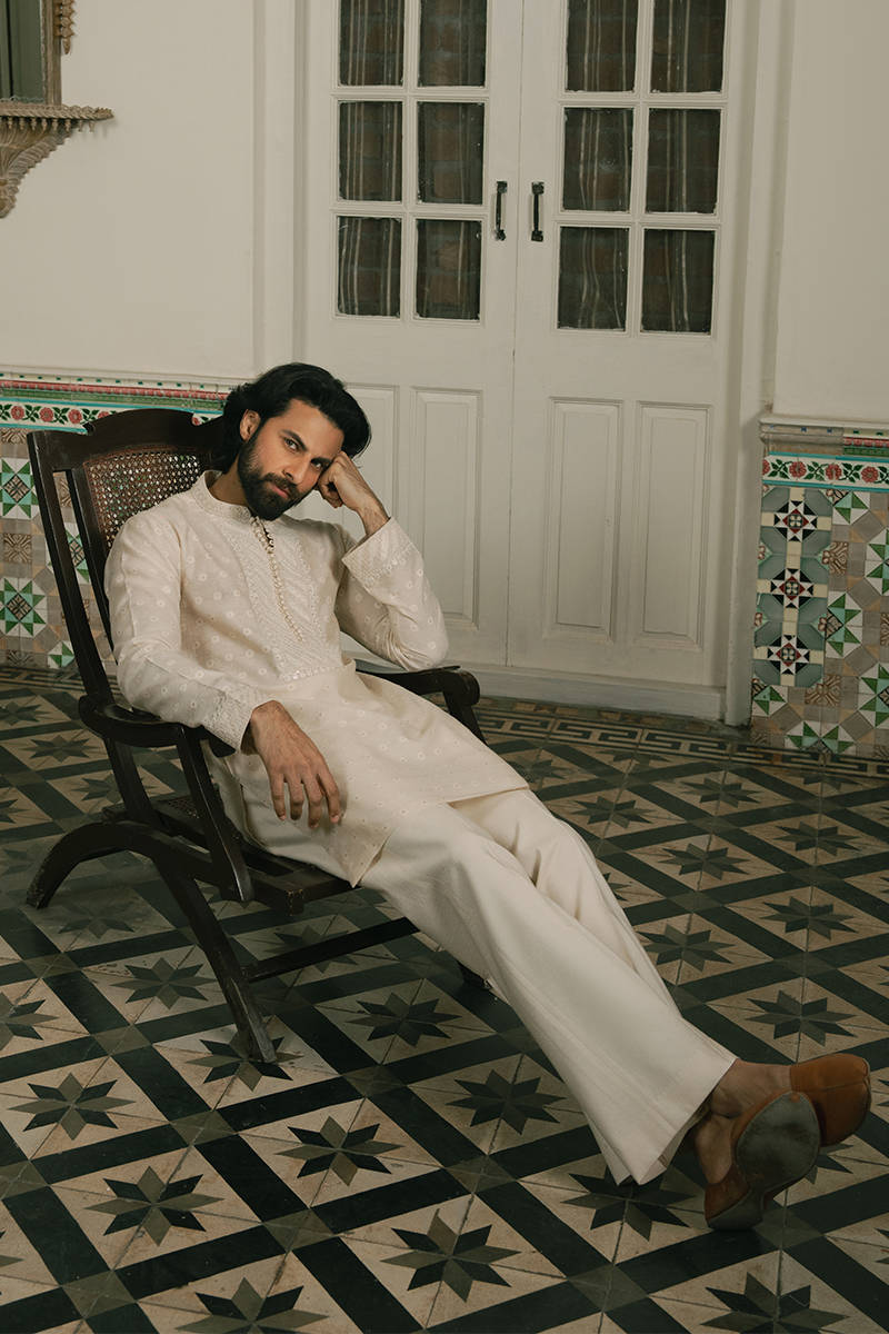 Pakisatni Menswear | Mohsin Naveed Ranjah | Mahbeer