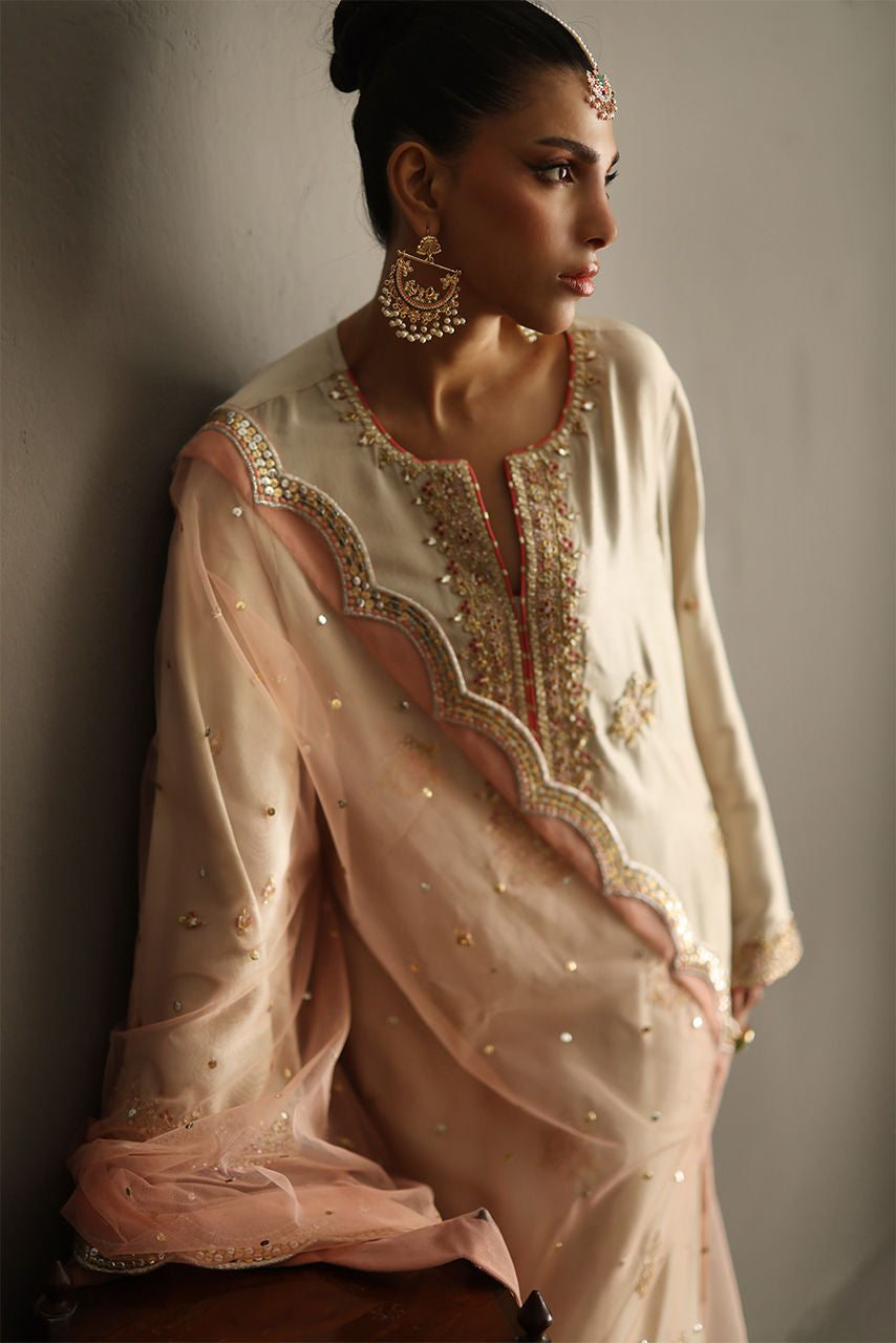 Deepak Perwani | Aila Festive 2024 | Ktd4113 - Official Deepak Perwani - Agha Fabrics UK