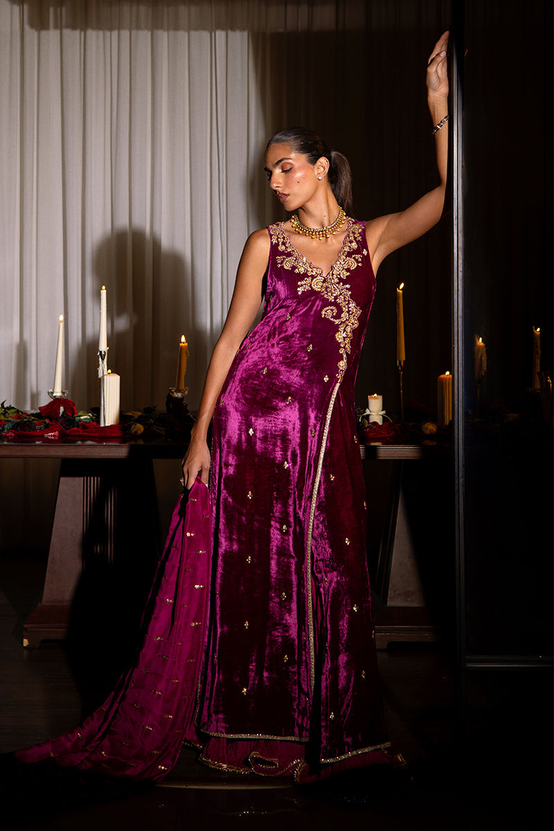 Ansab Jahangir | Bow Velvet Edit | ALANA - Official Ansab Jahangir - Agha Fabrics UK