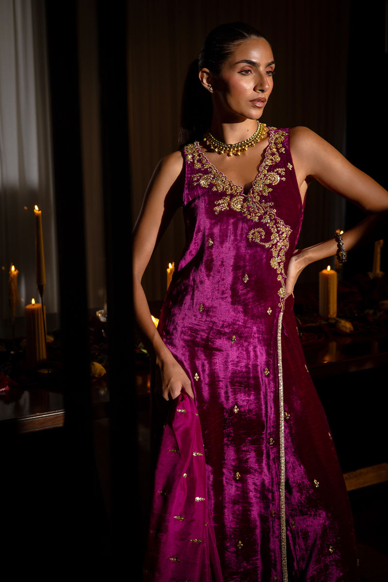 Ansab Jahangir | Bow Velvet Edit | ALANA - Official Ansab Jahangir - Agha Fabrics UK