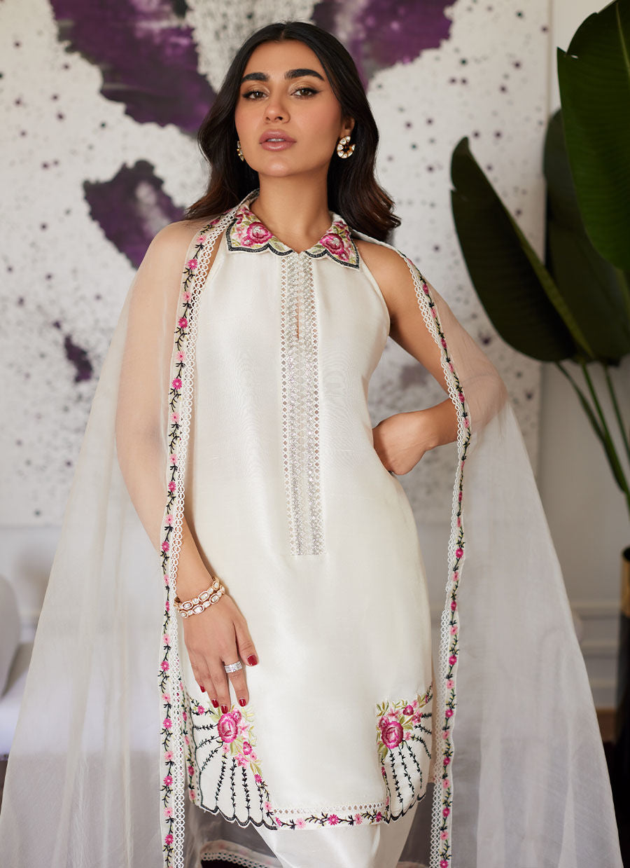 Farah Talib Aziz | Luna Eid Collection 24 | GENEVIVE PEARL WHITE
