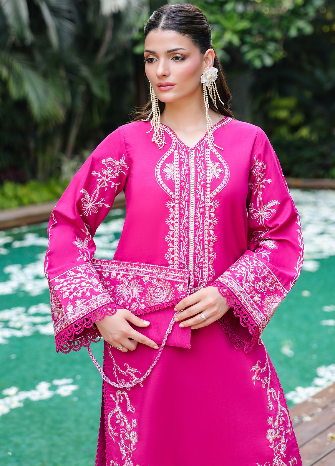 Sahane | Lovent Embroidered Pret 25 | ME23007 Seraph