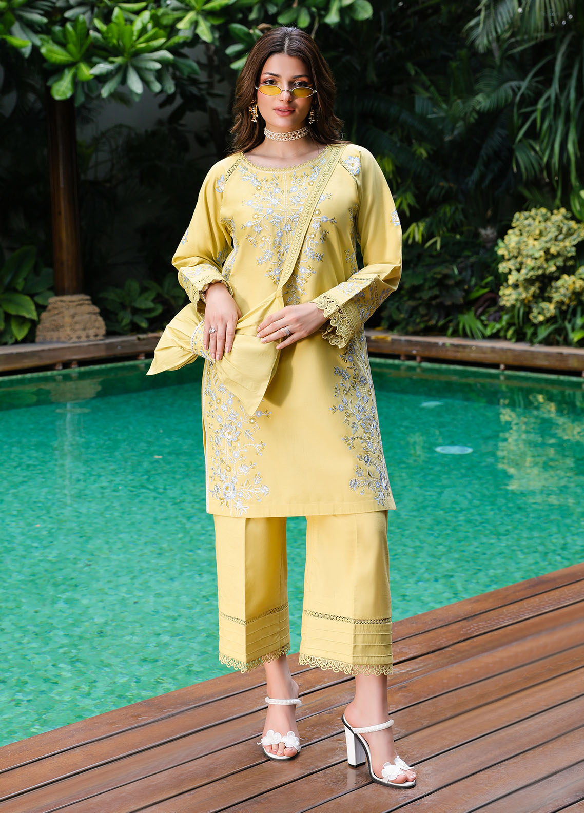 Sahane | Lovent Embroidered Pret 25 | ME23006 Corina