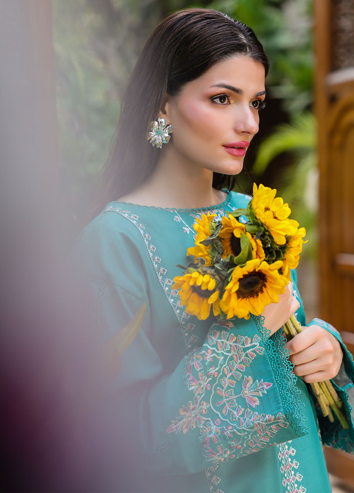 Sahane | Lovent Embroidered Pret 25 | ME23009 Verdelia