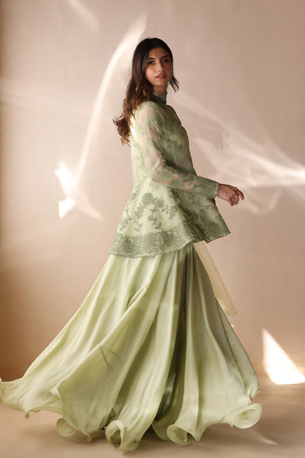 Sania Maskatiya | Cira Formals 25 | Lume