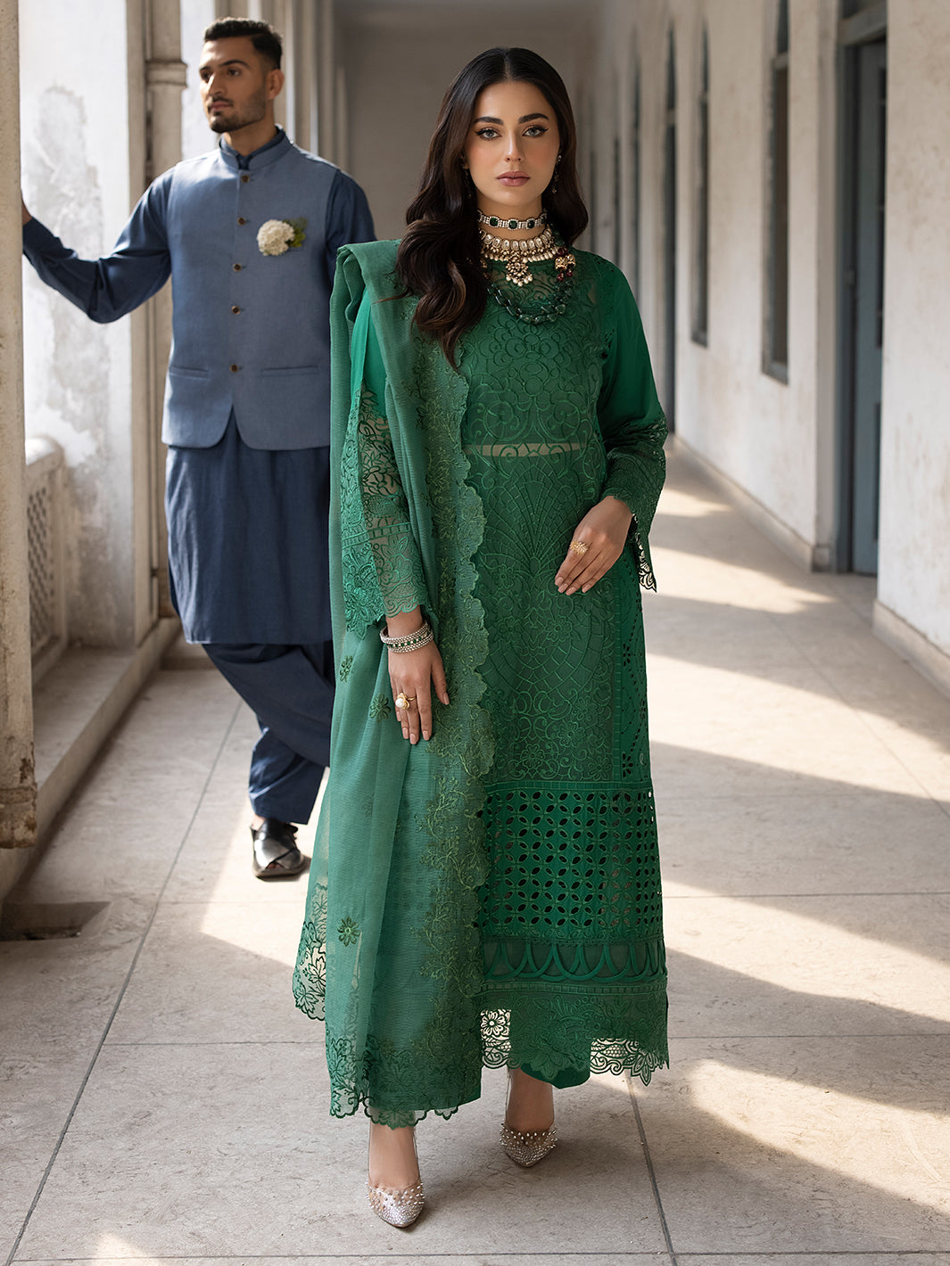 Mahnur | Mahrukh Luxury Lawn 24 | EMERALD - Official Mahnur - Agha Fabrics UK