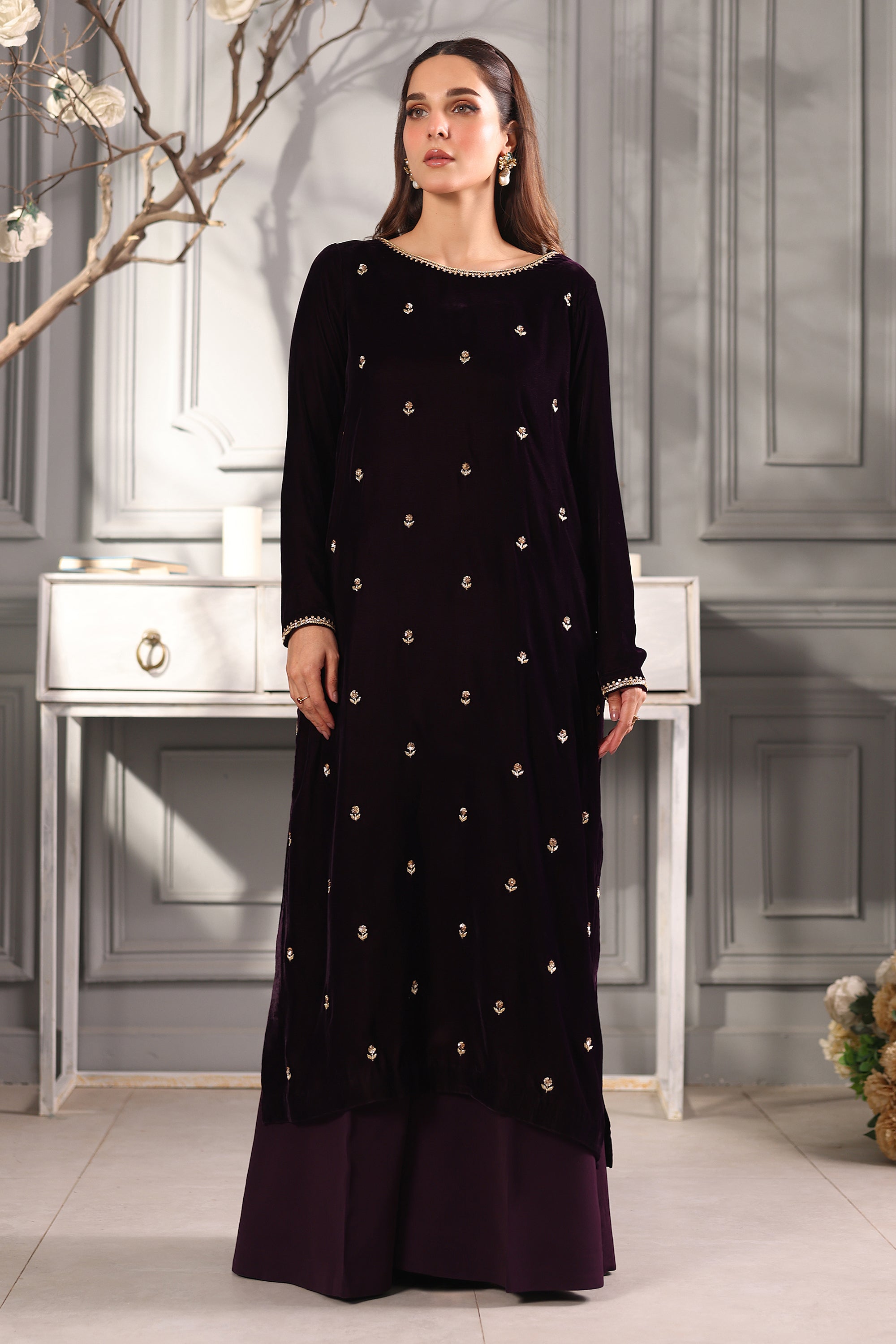 Hana | Mavi Velvets | Velvet Dreams - Official Hana - Agha Fabrics UK