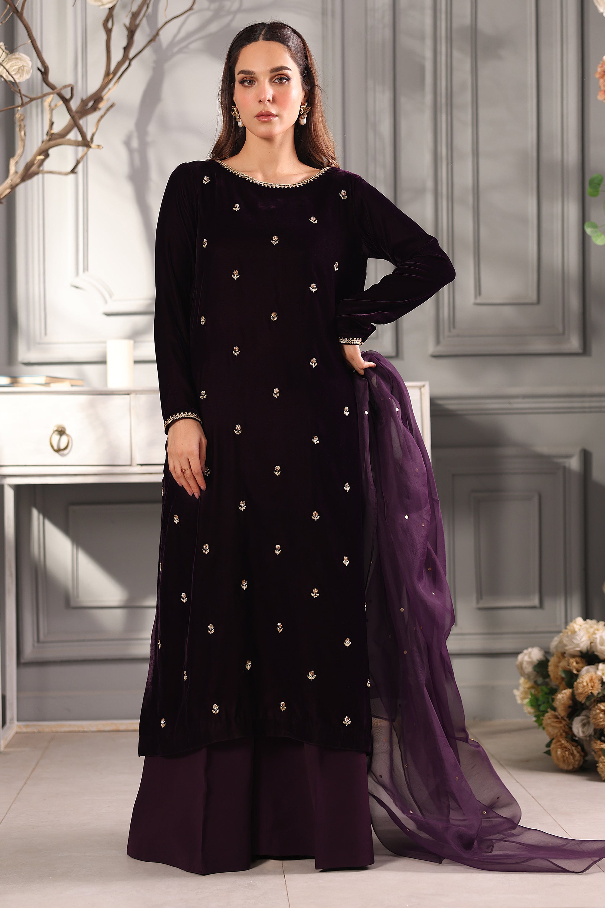 Hana | Mavi Velvets | Velvet Dreams - Official Hana - Agha Fabrics UK