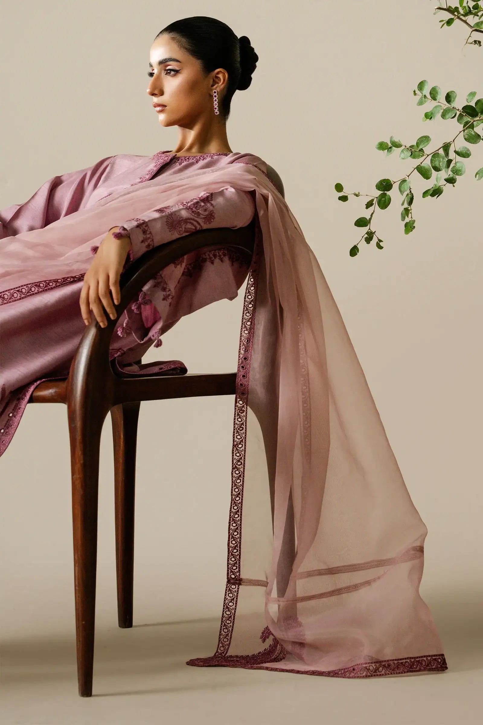 Zaha | Serae Pret | FLORAYNE