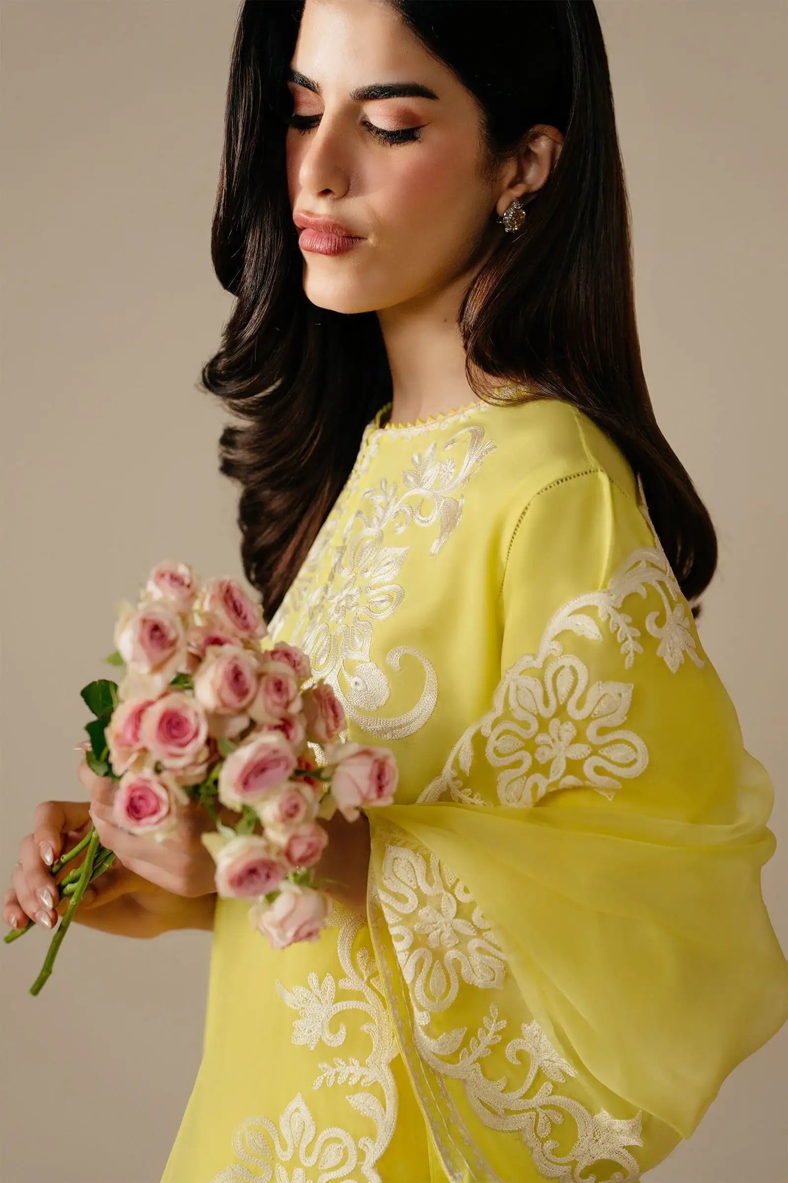 Zaha | Serae Pret | LUNARAE