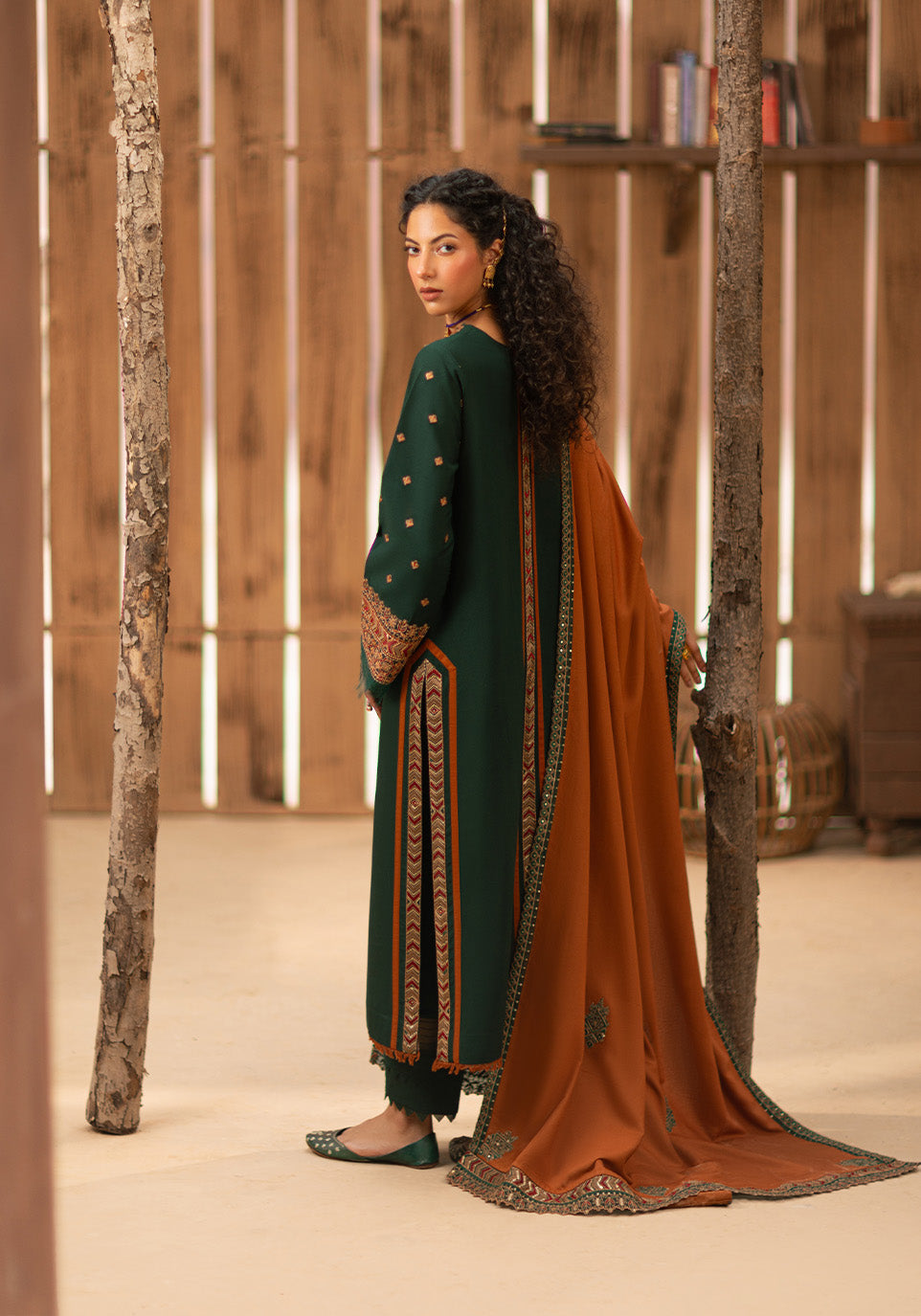 Zarqash | Kaya Casual Pret Fall 24 | ZQ 001 ZORA