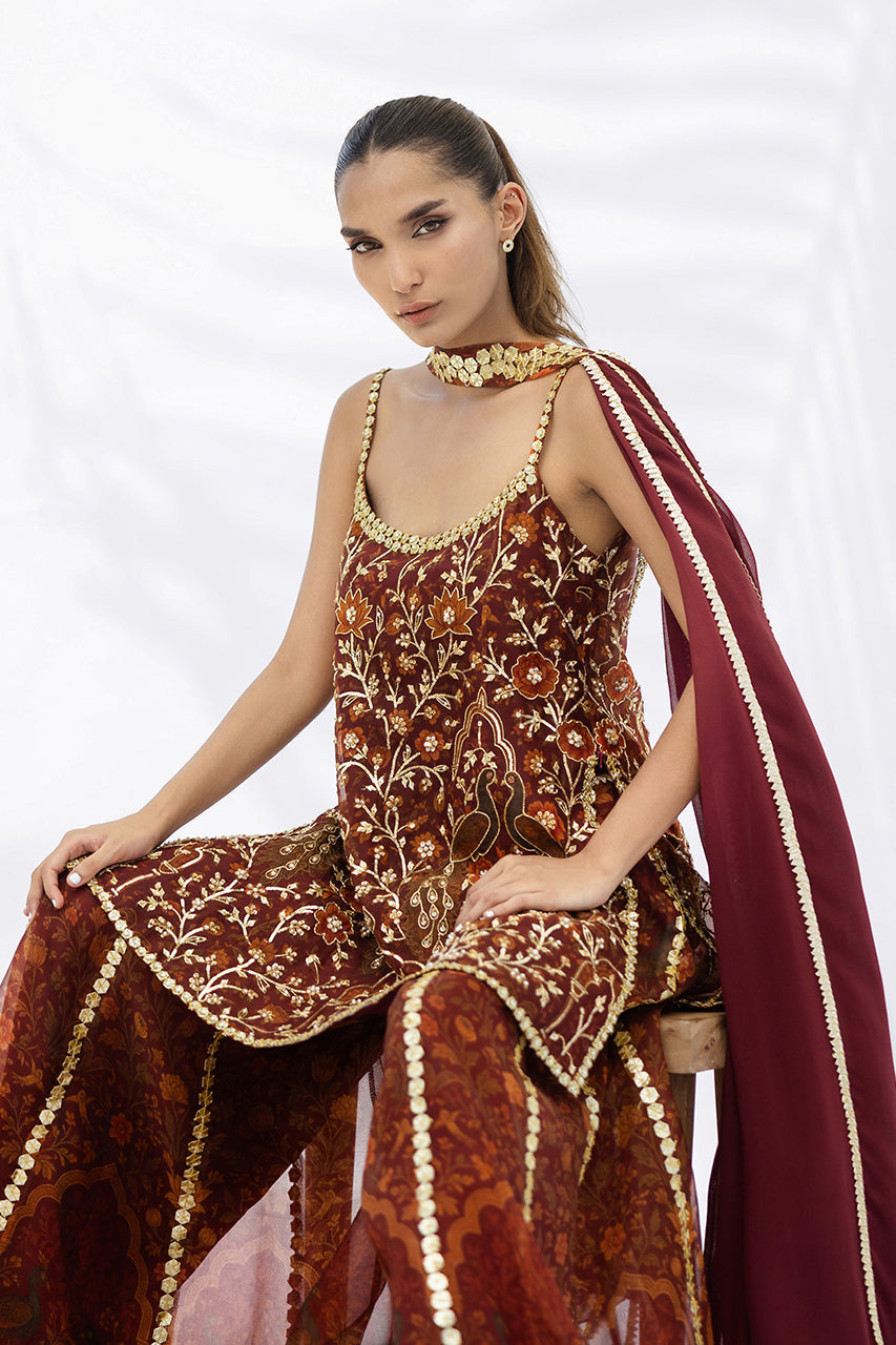 Sania Maskatiya | Fall Festive Glimmer | Tanira