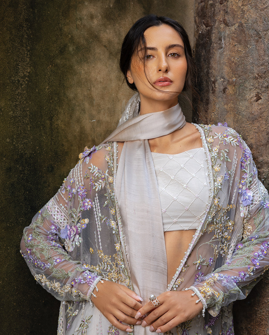 Esmel | La Vie Haute Wedding Festive | Naiora