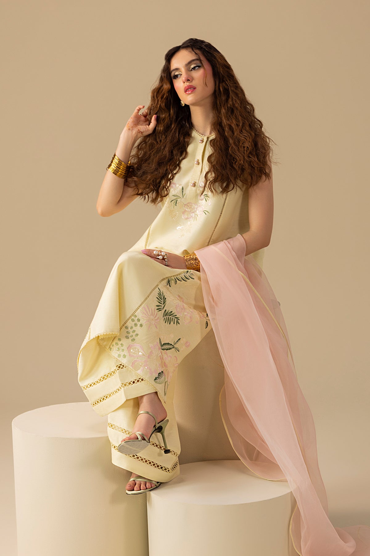 Erum Khan | Lillia Summer Edit | Butter Daze