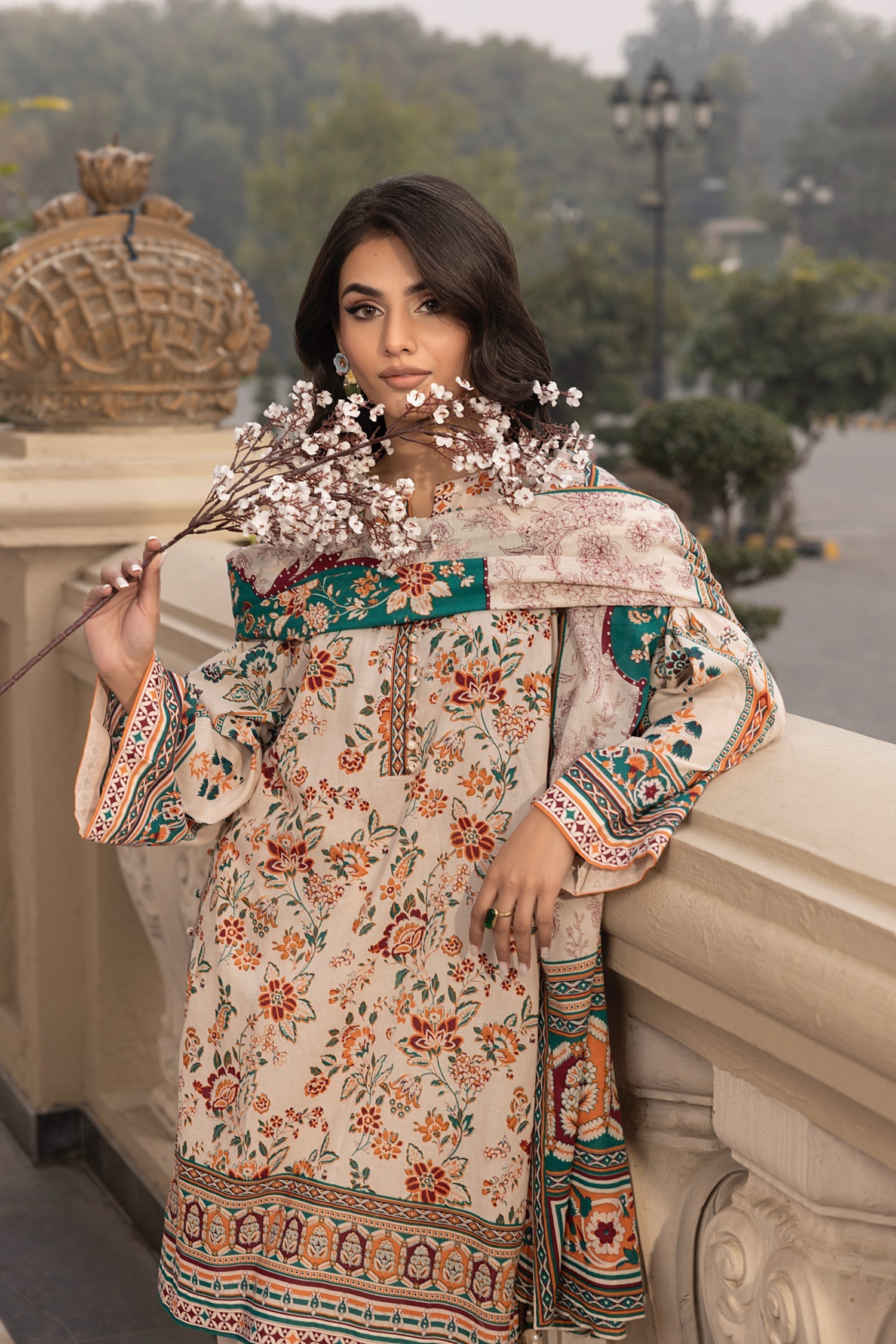 LSM | Embroidered and Printed Lawn | LG-AR-0115