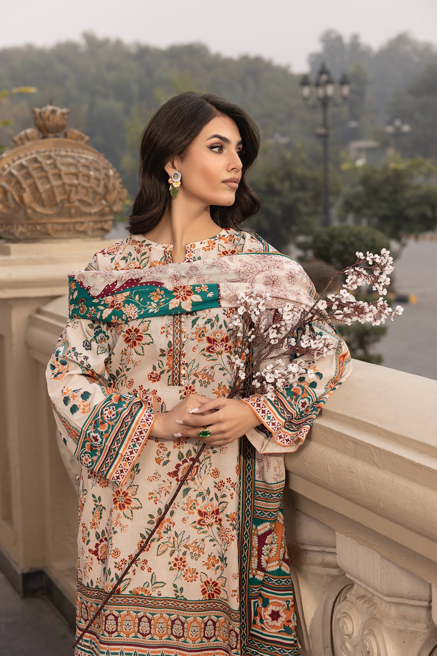 LSM | Embroidered and Printed Lawn | LG-AR-0115