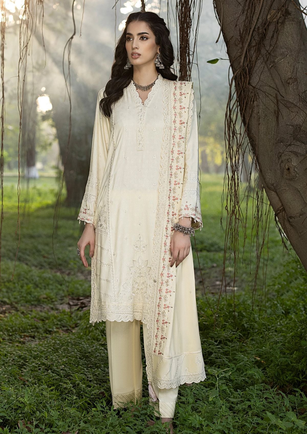 Winter Collection - Lakhany - Emb Winter Shawl - D#0046 - Official Lakhany - Agha Fabrics UK