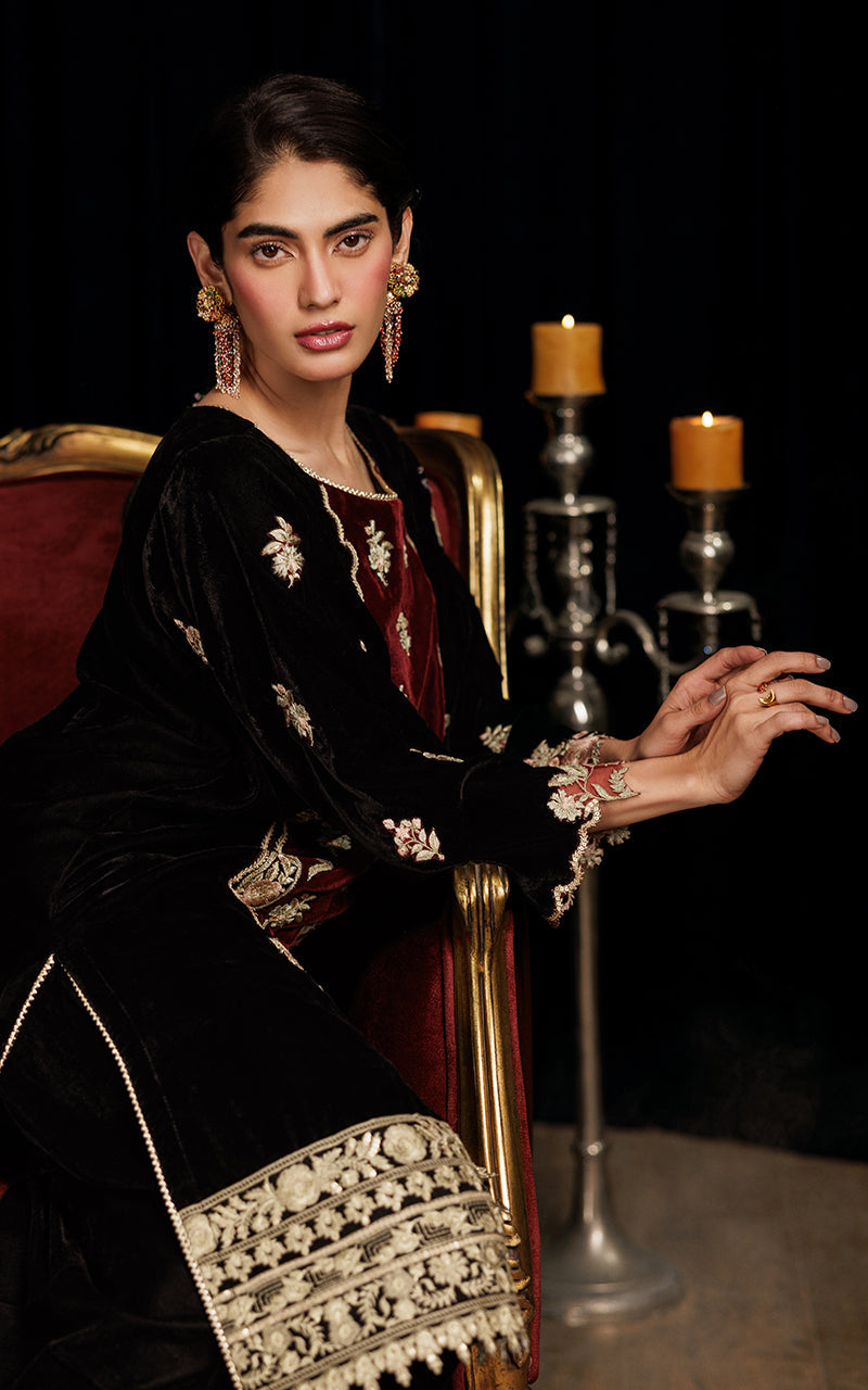 Threads and Motifs | Velvet Collection 25 | 2PC TV-08